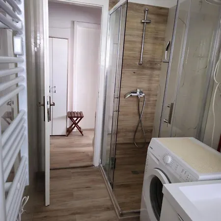아파트 Two Bedroom Libertas *